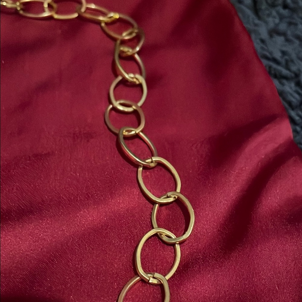 Fashion Jewelry Gold and Blue Necklace with Artistic Pendant - Picture 6 of 7